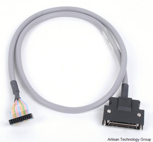 OMRON XW2Z-100J-B4 Servo Driver Connecting Cable