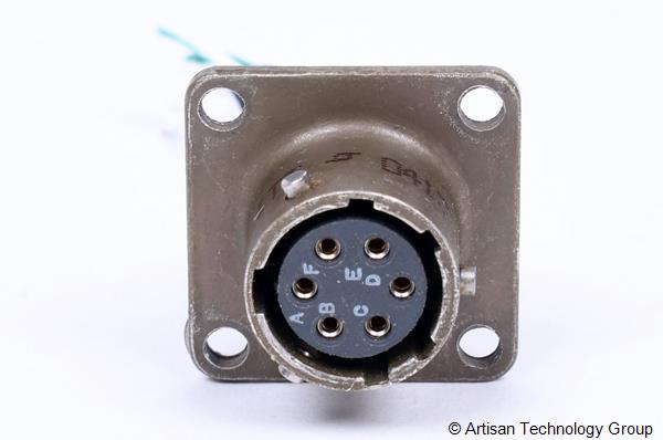 Amphenol MS3122E10-6S Box Mounting Receptacle Connector