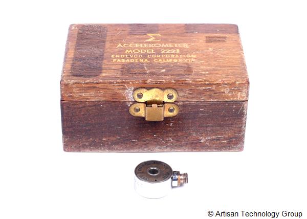 Endevco 2221C Piezoelectric Accelerometer