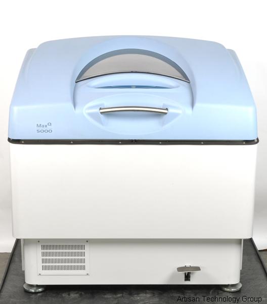 Thermo / Lab-Line / Barnstead SHKE5000-7 Refrigerated Floor-Model Shaker