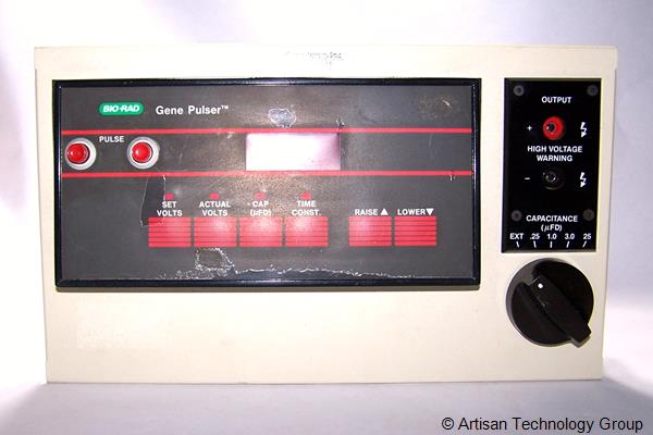 Bio-Rad Gene Pulser Pulse Generator Front Panel