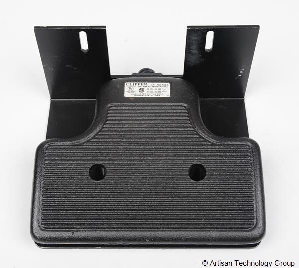 Linemaster 642-S Single Clipper Wide Treadle with Mount