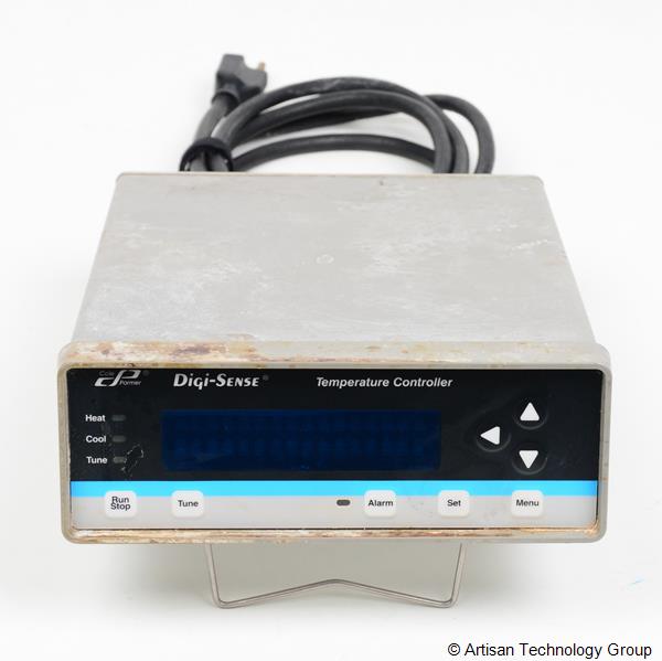 Cole-Parmer Digi-Sense 89000-00 Temperature Controller