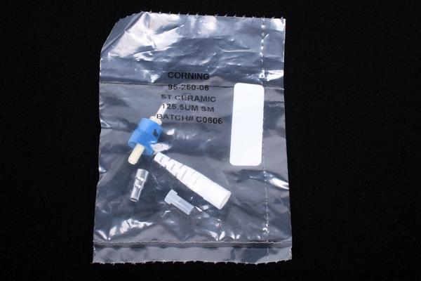 Corning 95-250-06 Heat-Cure Single-Fiber ST Compatible Connector