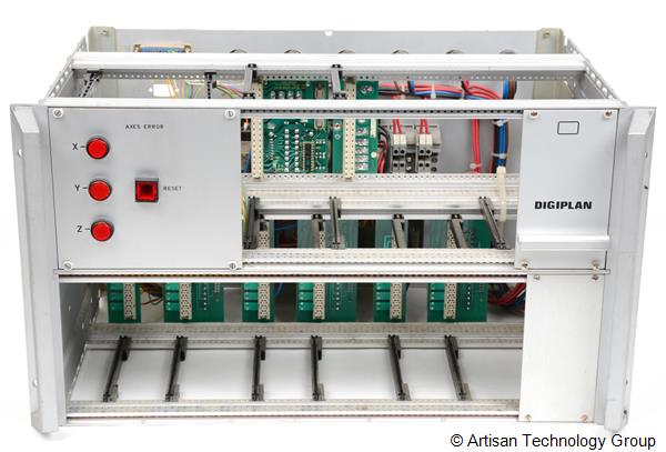 Elmo Motion Control 0172.0001.00.14 3-Axis Servo / Stepper Drive Control System Mainframe