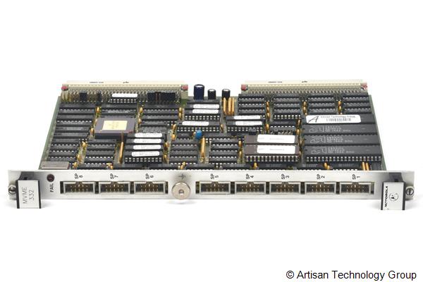 Motorola MVME332 VMEbus Intelligent Communications Controller