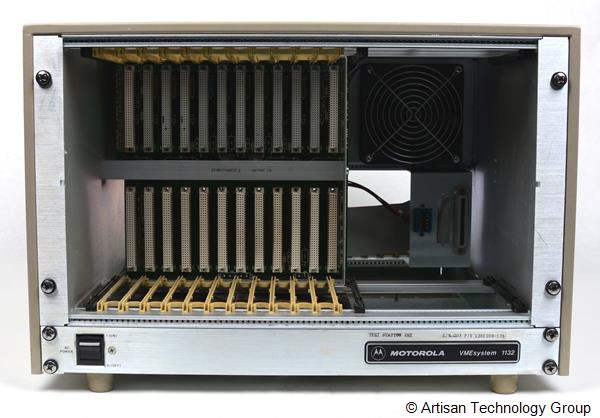 Motorola S1000 12-Slot VME Chassis