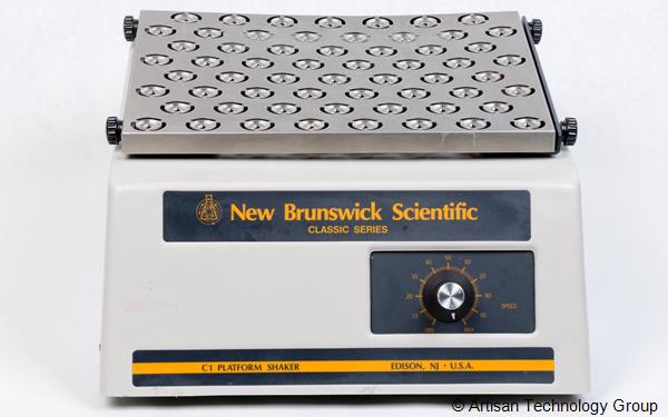 New Brunswick Scientific C1 Benchtop Gyrotory Platform Shaker
