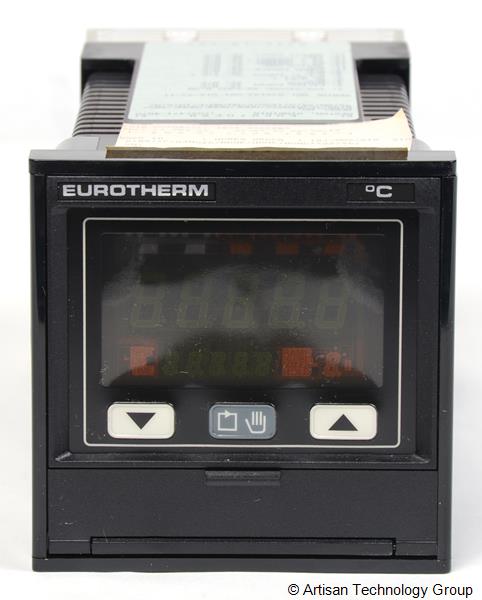 Schneider Electric 818S Temperature Controller / Programmer