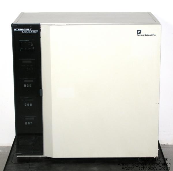 Forma Scientific 3033 Steri-Cult CO2 Incubator