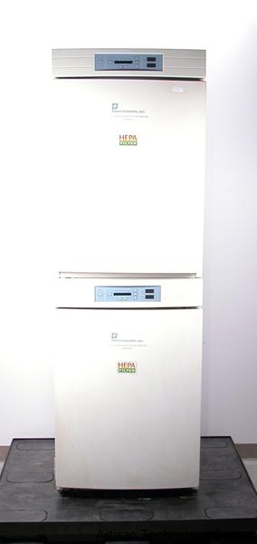 Forma Scientific 3110 Series II Dual Stacked CO2 Water Jacketed Incubator
