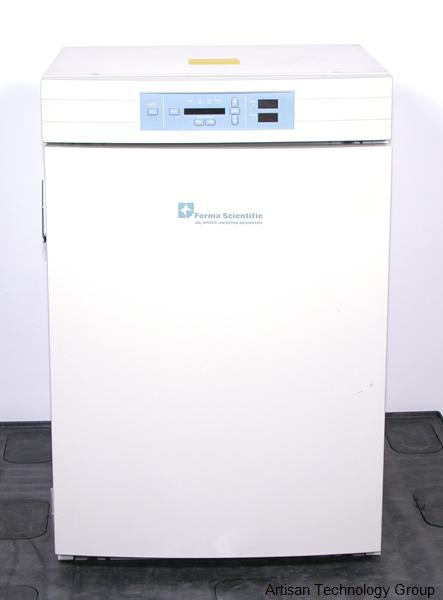 Thermo / Forma Scientific 3110 Series I CO2 Water Jacketed Incubator