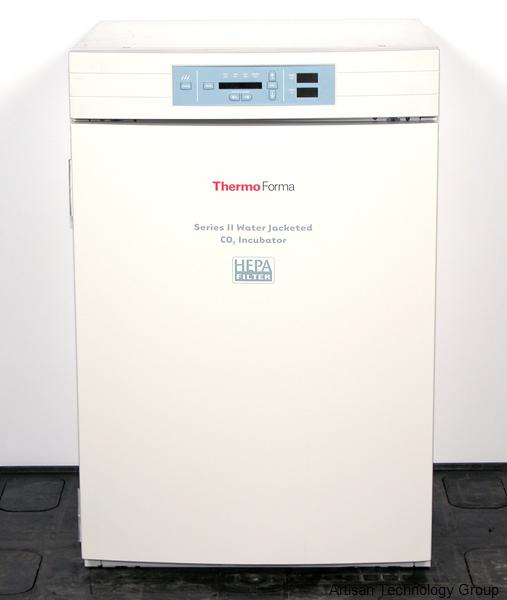 Forma Scientific 3140 Series II CO2 Water Jacketed Incubator