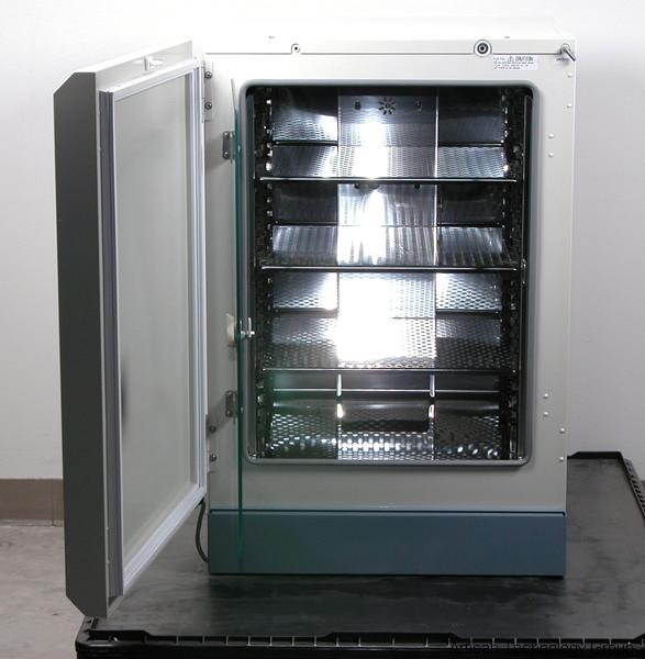 Forma Scientific 3250 Water Jacketed Incubator