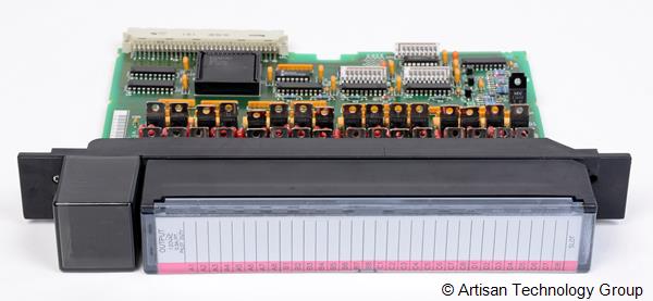 GE Fanuc IC697MDL350 120VAC Discrete Logic Output Module