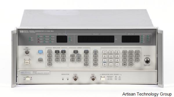 HP 8657A Signal Generator with Option H46