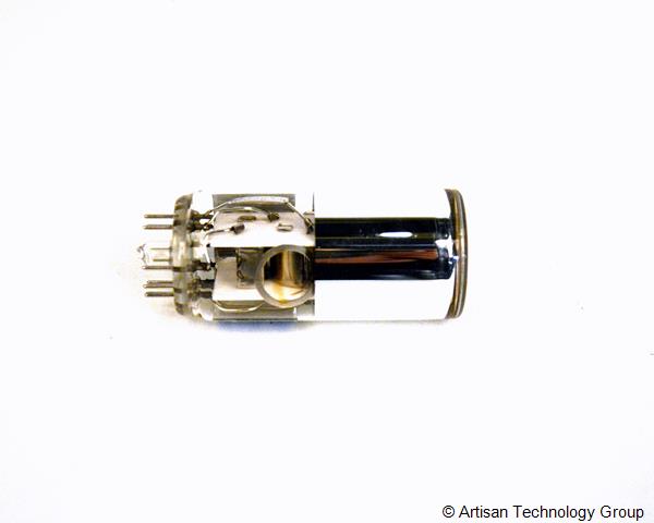 Hamamatsu R567 Photomultiplier Tube