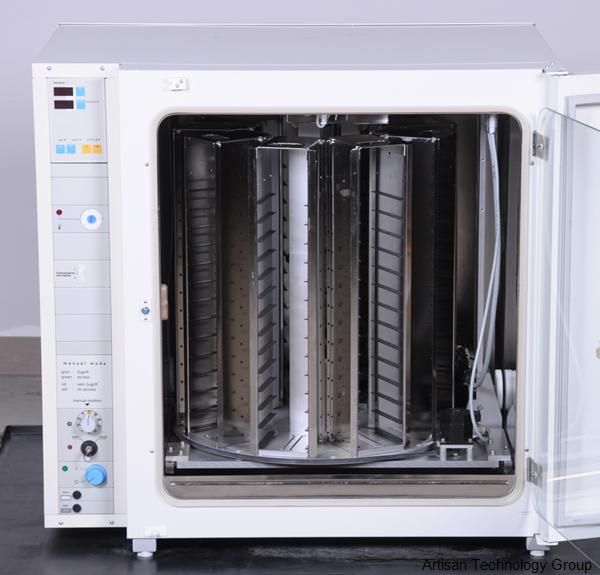 Cytomat 6000 Heraeus (Automated Incubator with Plate Shuttle System