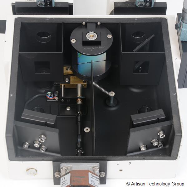 PTI (QuantaMaster 30 Excitation Monochromator Compartment) ArtisanTG™