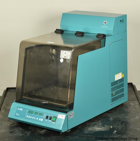 SI300R Lab Companion (Shaking Incubator) ArtisanTG™