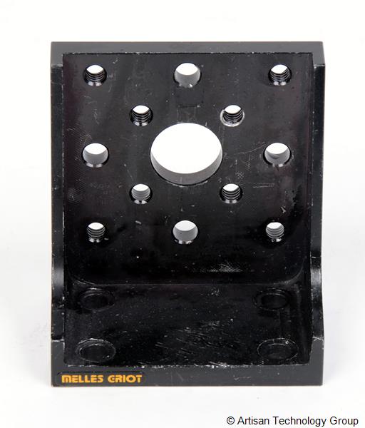 Melles Griot 90 Degree, Closed Corner Angle Bracket