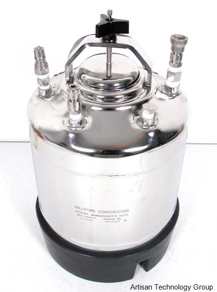 EMD Millipore XX6700P10 10-Liter Dispensing Pressure Vessel