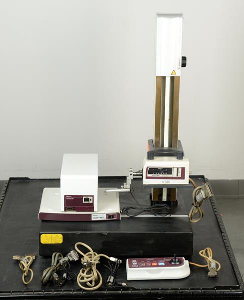 Mitutoyo SV-2000S2 Surftest Surface Roughness Measuring System