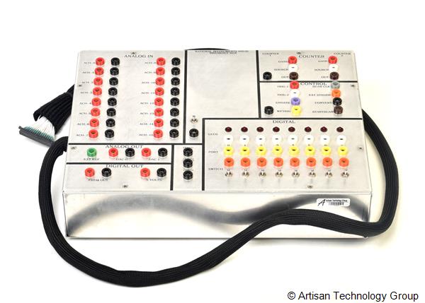 NI 6052E Breakout Box