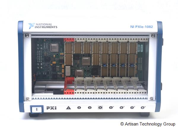 NI PXIe-1082 PXI Chassis
