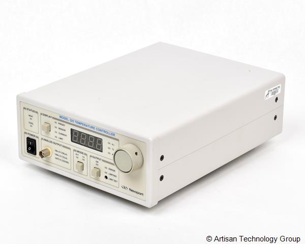 Newport 325 Temperature Controller