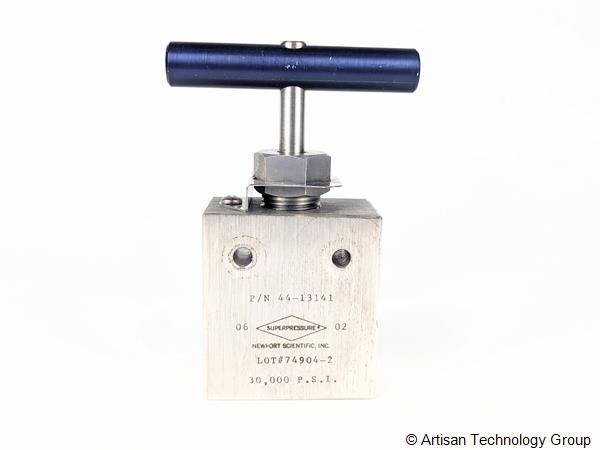 Newport Scientific 44-13141 3-Way Cross 1/4