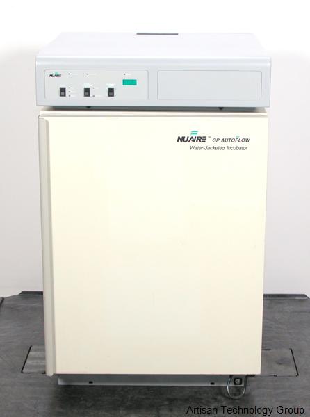NuAire NU-1000 GP Autoflow Water-Jacketed Incubator