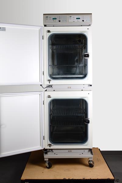 NuAire NU-2700 IR Autoflow CO2, Water-Jacket Incubator