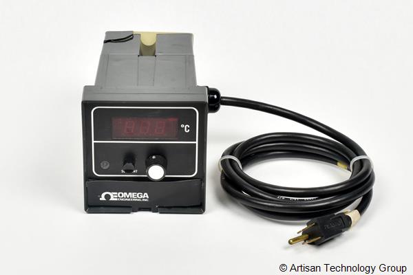OMEGA BS5001J1 Temperature Controller