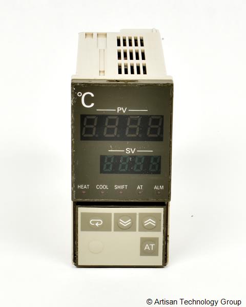 OMRON E5EX-VAA-F Temperature Controller