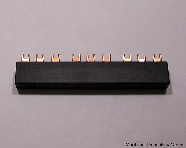 OMRON J74MN-L3-1/3 3-Phase Busbar