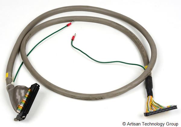 OMRON XW2Z-100J-A6 W, U, H, and M- Series Connecting Cable