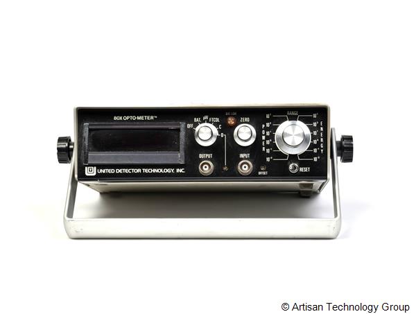 United Detector Technology Optikon 80X Optometer