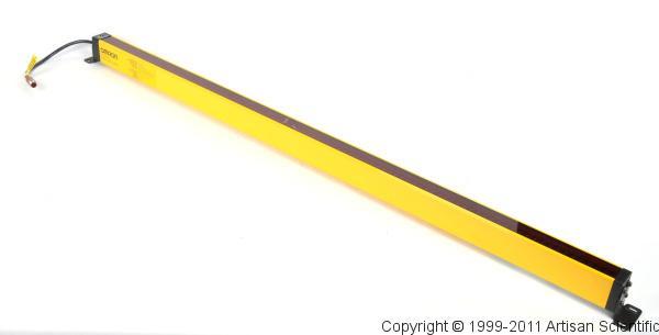 OMRON F3SL-A1046P30-D Safety Light Curtain Receiver