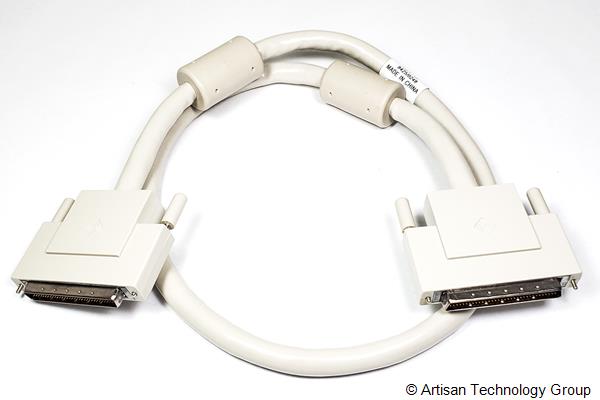 Sun Microsystems 530-2383-01 68-Pin Male to 68-Pin Male SCSI Cable