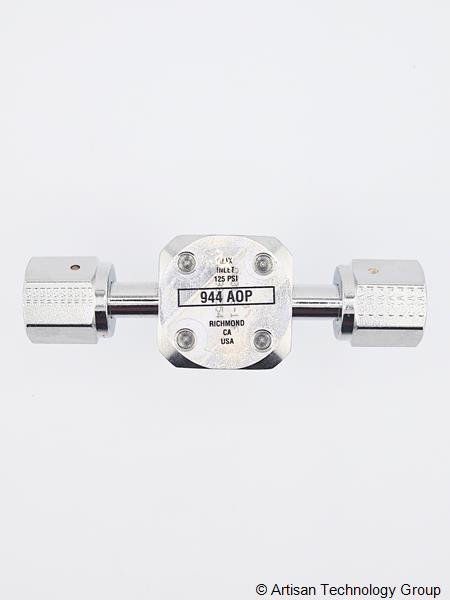 Veriflo 944AOPLPNCSFSFF Air Operated Low Pressure Bleed Valve