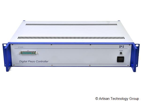 Physik Instrumente E-710.3CD High-Speed Digital Piezo Controller