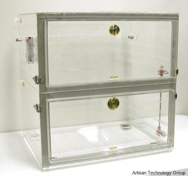 Plas-Labs 863-CG Desiccator