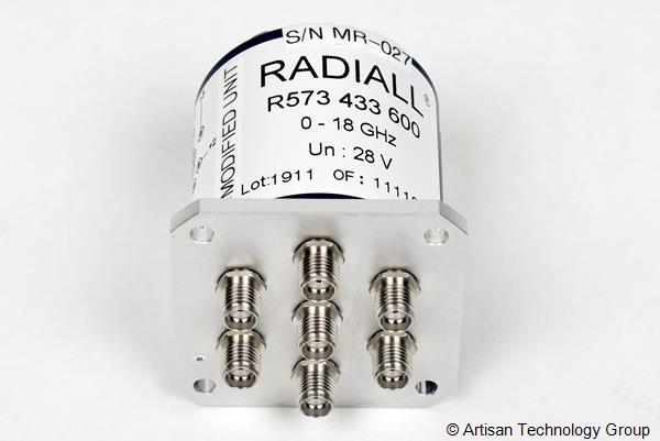 Radiall R573 433 600 SP6T Relay