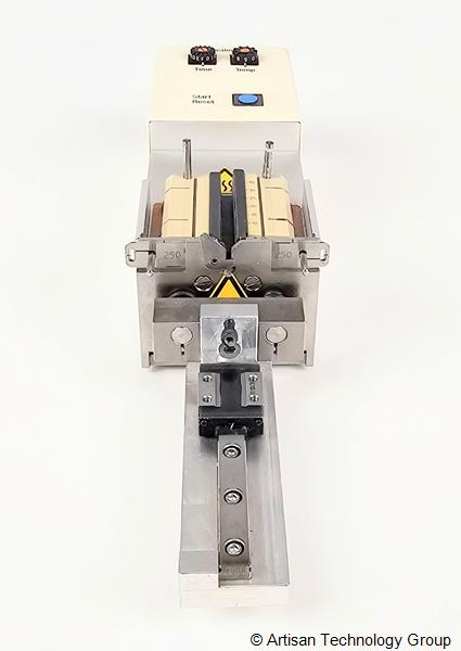 Schleuniger FiberStrip 7030 Stripping Machine
