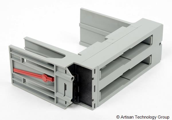 Schneider Electric P0400DL Y-Adapter