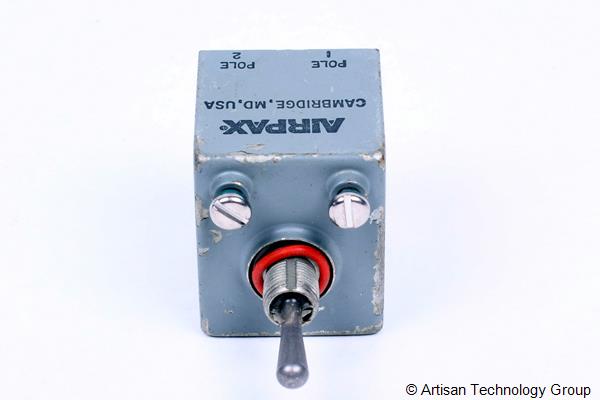 Airpax AP12-M39019/03-230 Hydraulic Magnetic Circuit Protector