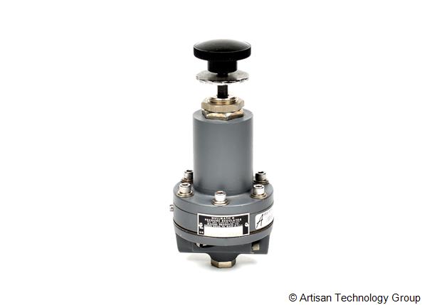 Siemens / Moore 44-20 Sub-Atmospheric Nullmatic Pressure Regulator