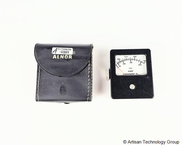 Alnor 8100 Velometer Jr. Air Velocity Meter