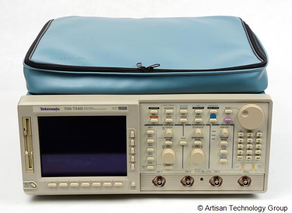 Tektronix TDS754D Digital Phosphor Oscilloscope